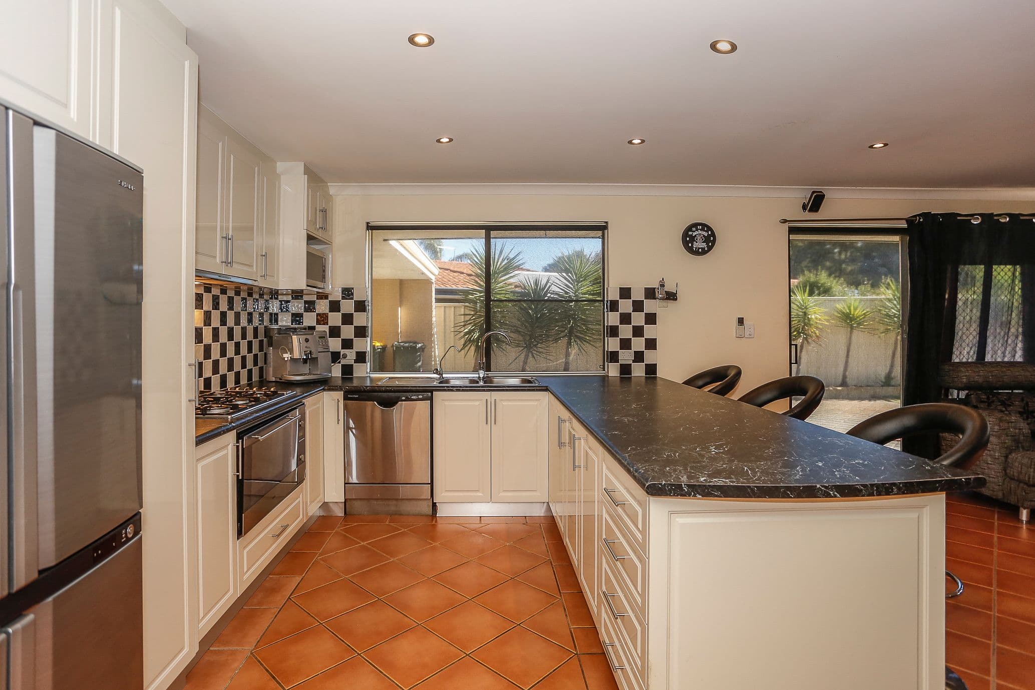180 Hamelin Drive, Ballajura WA 6066, Ballajura - Thumbnail 7
