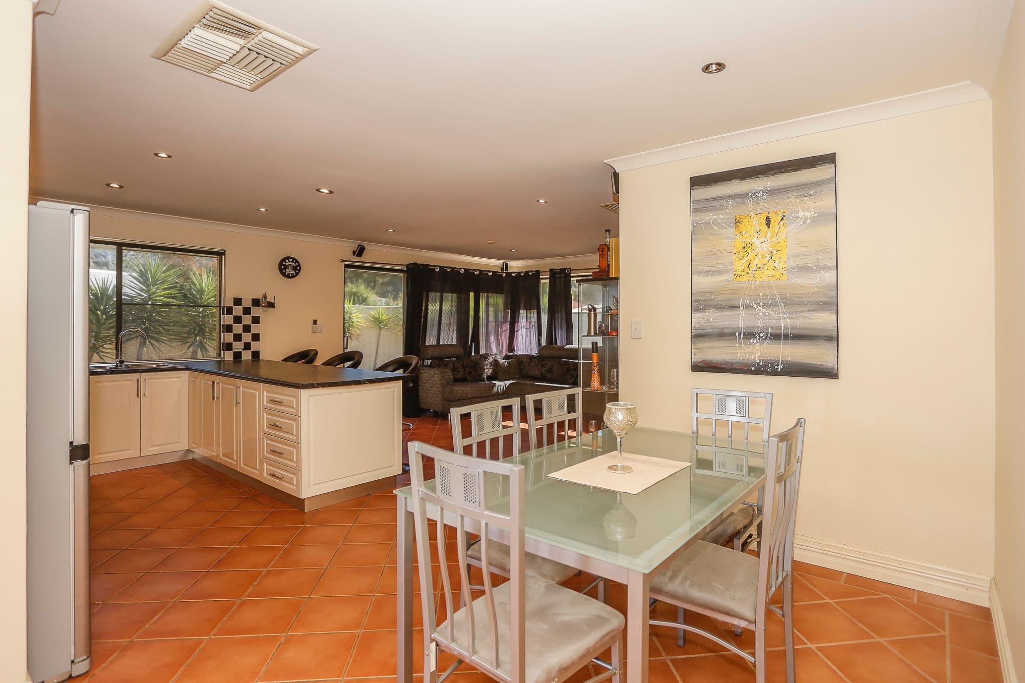 180 Hamelin Drive, Ballajura WA 6066, Ballajura - Thumbnail 8