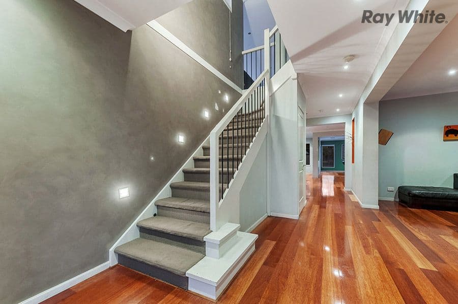 7 Paringa Way, Burnside VIC 3023, Burnside - Thumbnail 2