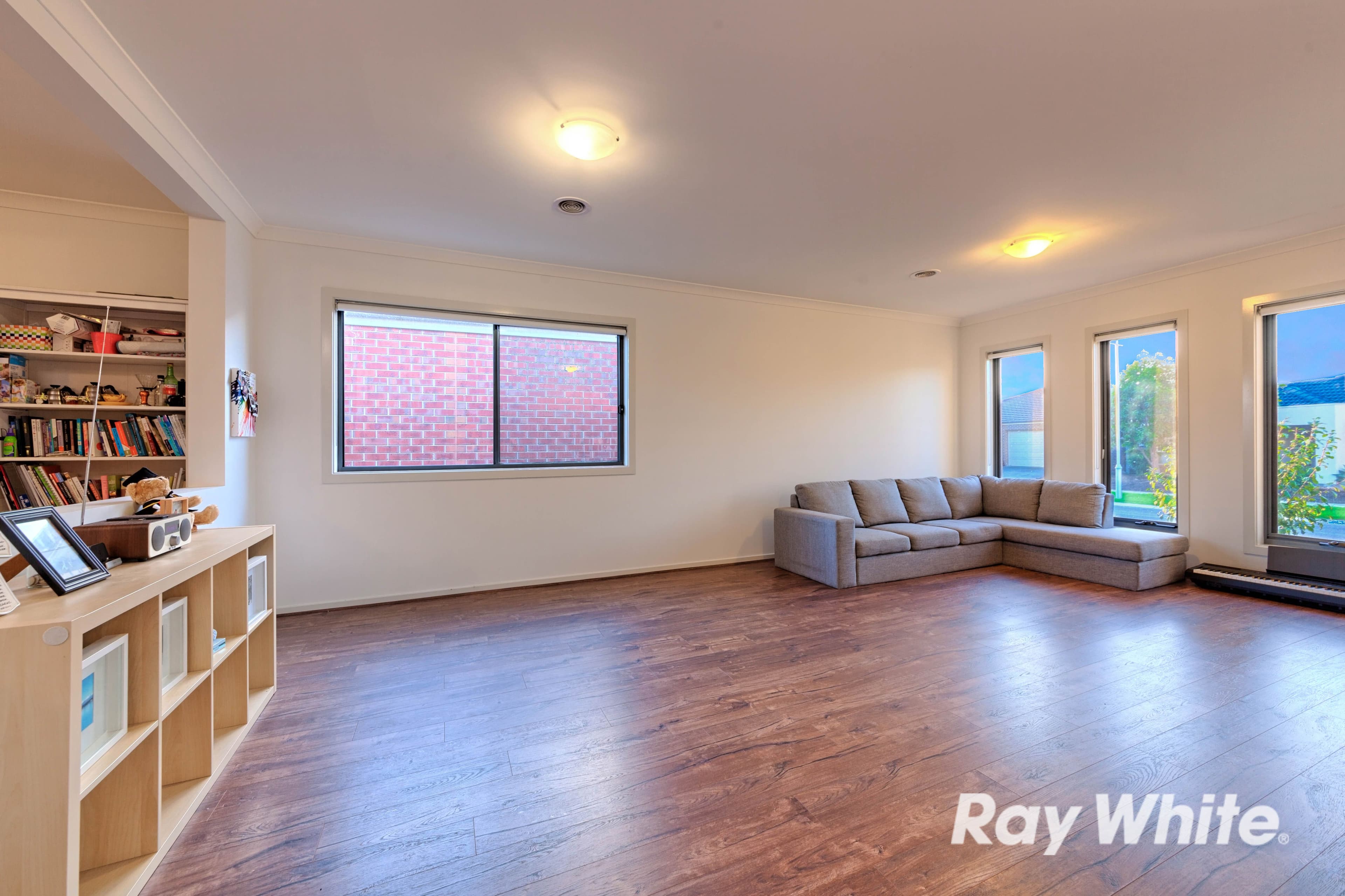 18 EARTH Street, Point Cook VIC 3030, Point Cook - Thumbnail 4