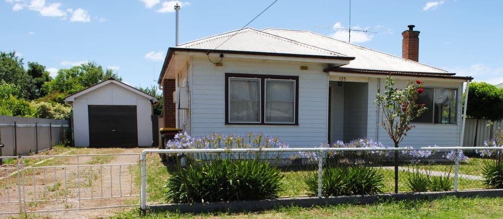 125 Thompson Street, Cootamundra - Image 1