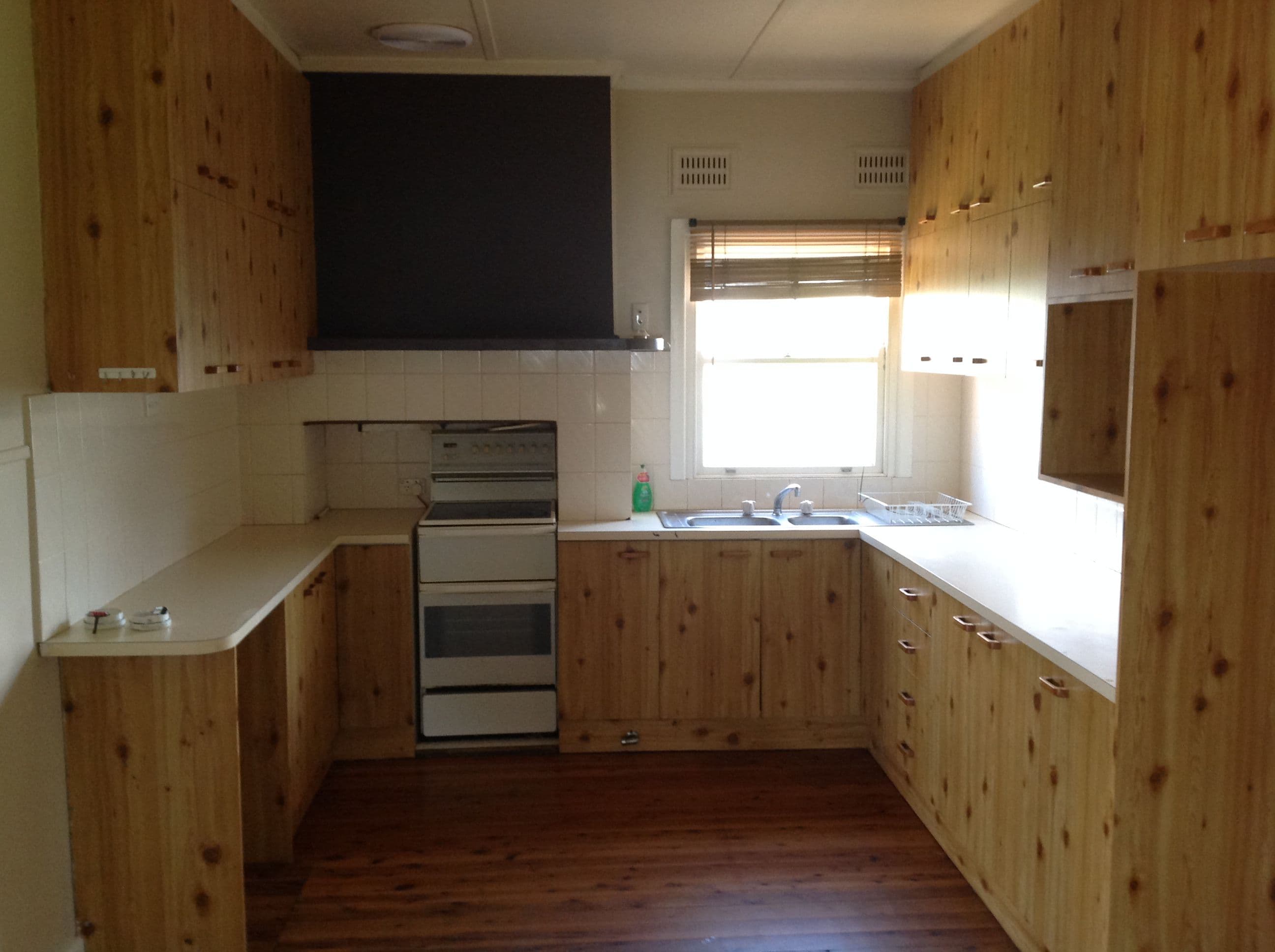 125 Thompson Street, Cootamundra - Thumbnail 2