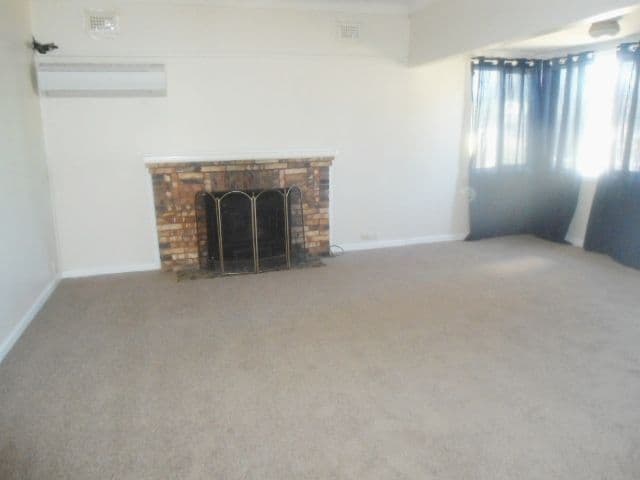 125 Thompson Street, Cootamundra - Thumbnail 3