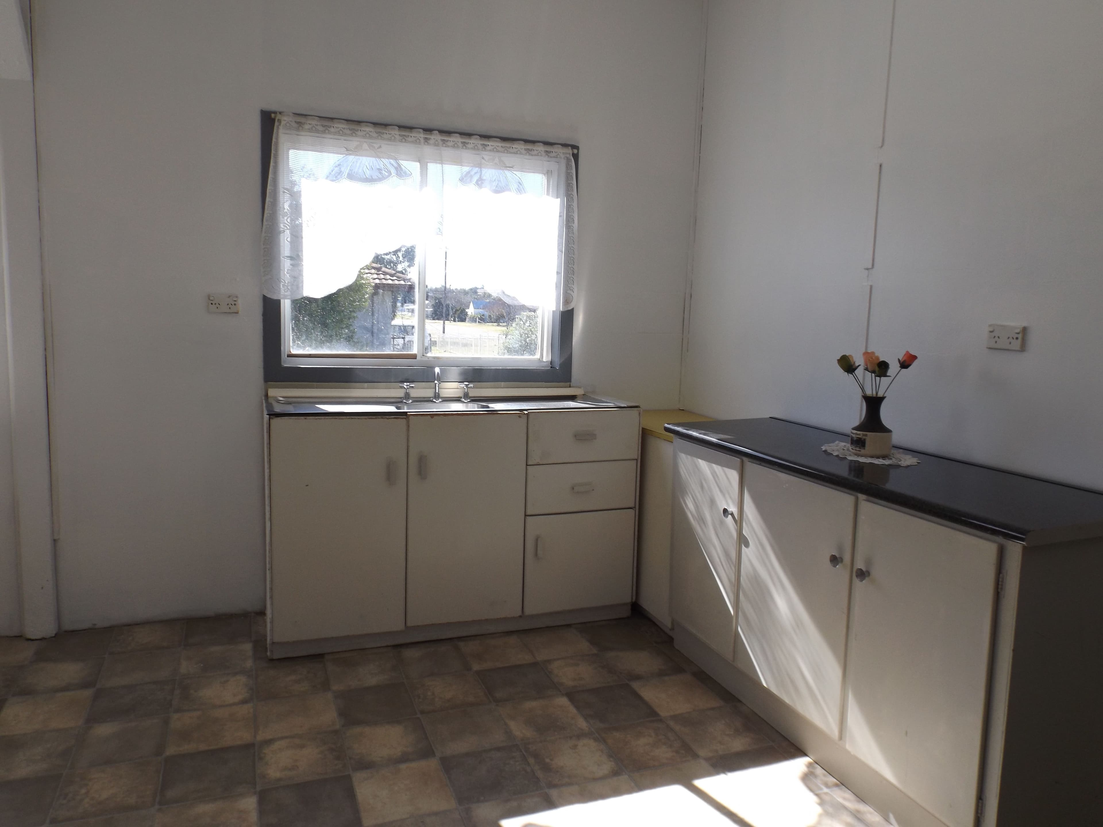 19 Dudley Street, Ashford - Thumbnail 5
