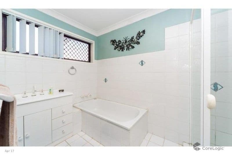 140 Oxley Drive, Paradise Point QLD 4216, Paradise Point - Thumbnail 5