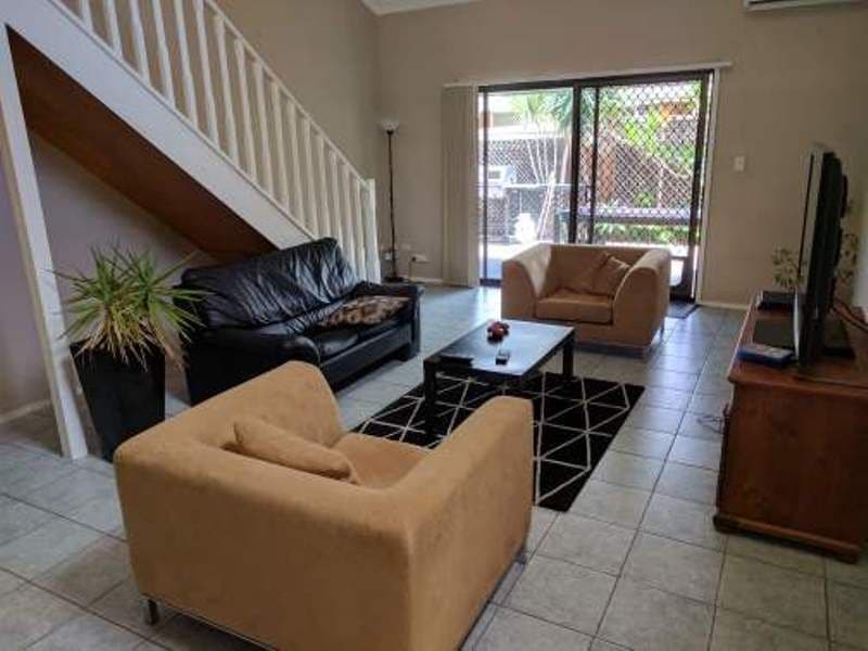140 Oxley Drive, Paradise Point QLD 4216, Paradise Point - Thumbnail 2