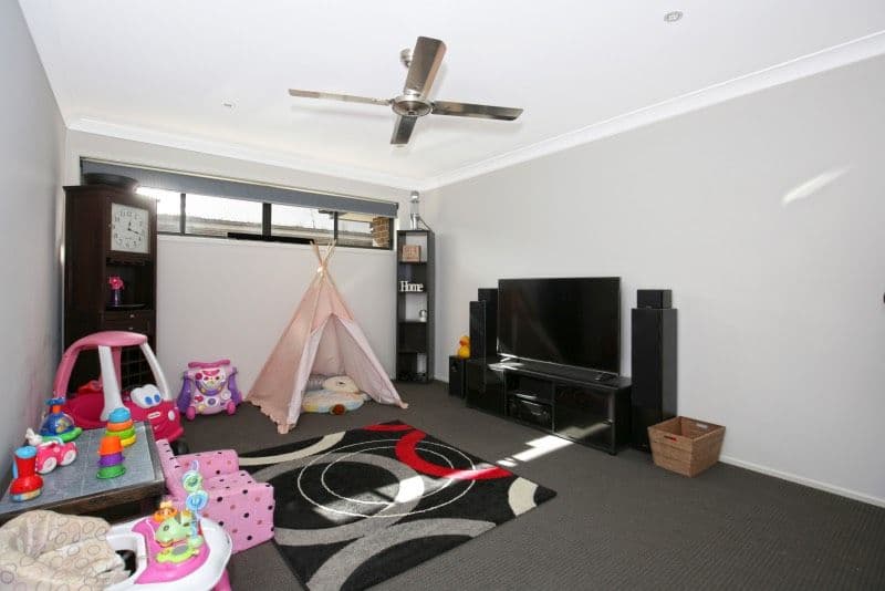 10 Bowerbird Street, South Nowra - Thumbnail 6
