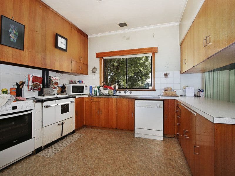 55 Coish Avenue, Benalla VIC 3672, Benalla - Thumbnail 4