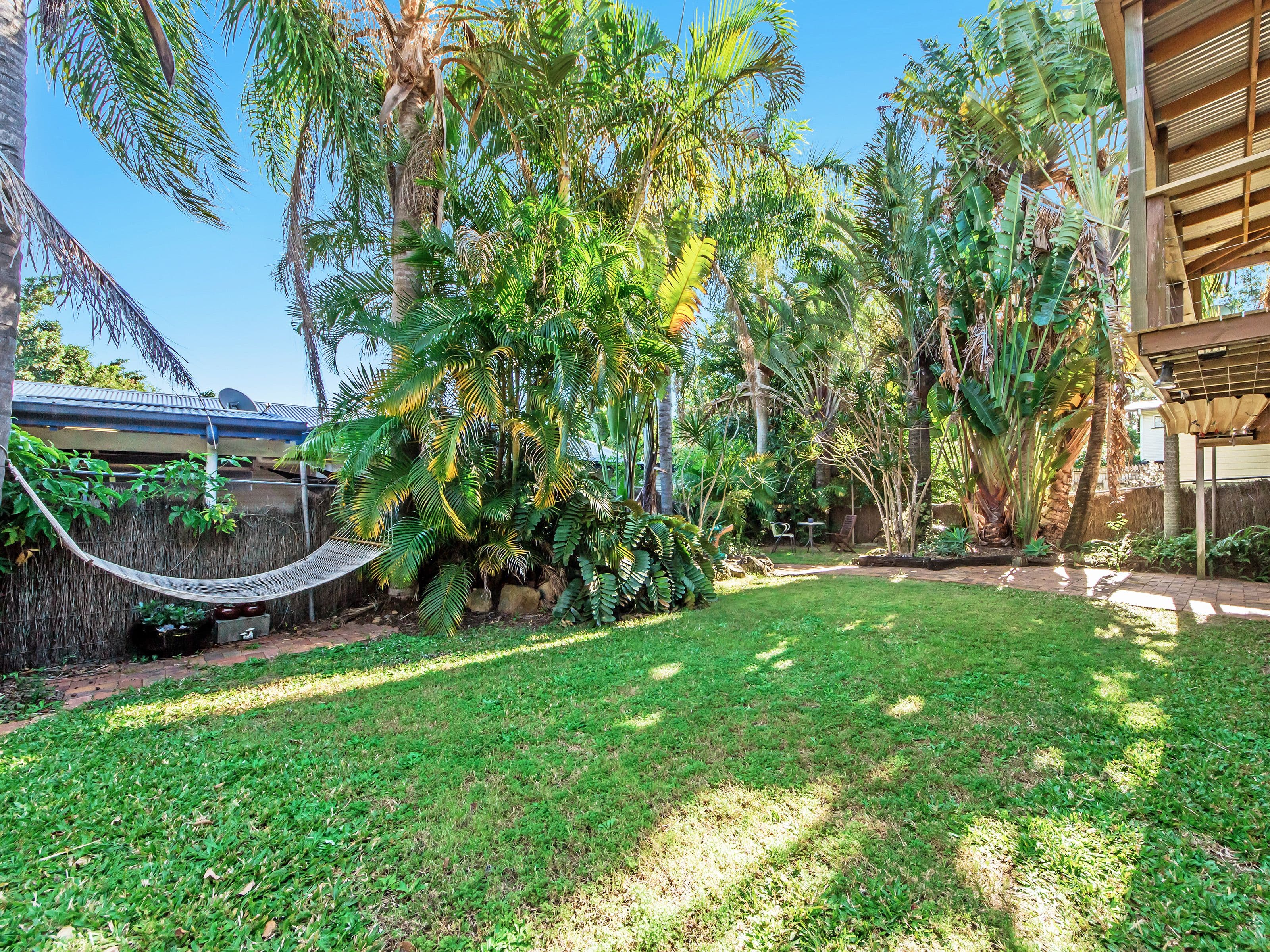 11 Ridgeway Avenue, Southport QLD 4215, Southport - Thumbnail 8