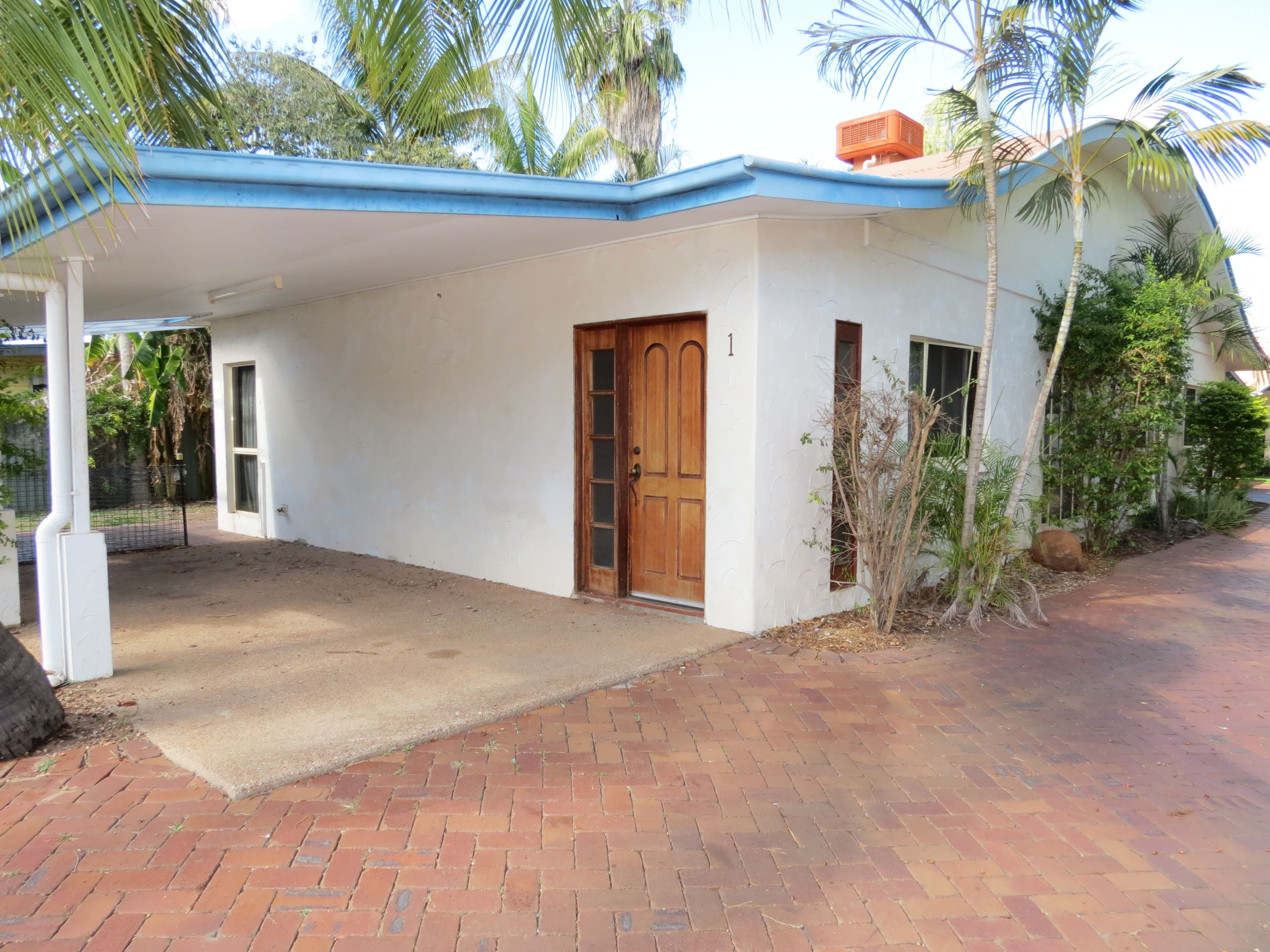 9 Aid Street, Emerald QLD 4720, Emerald - Image 1