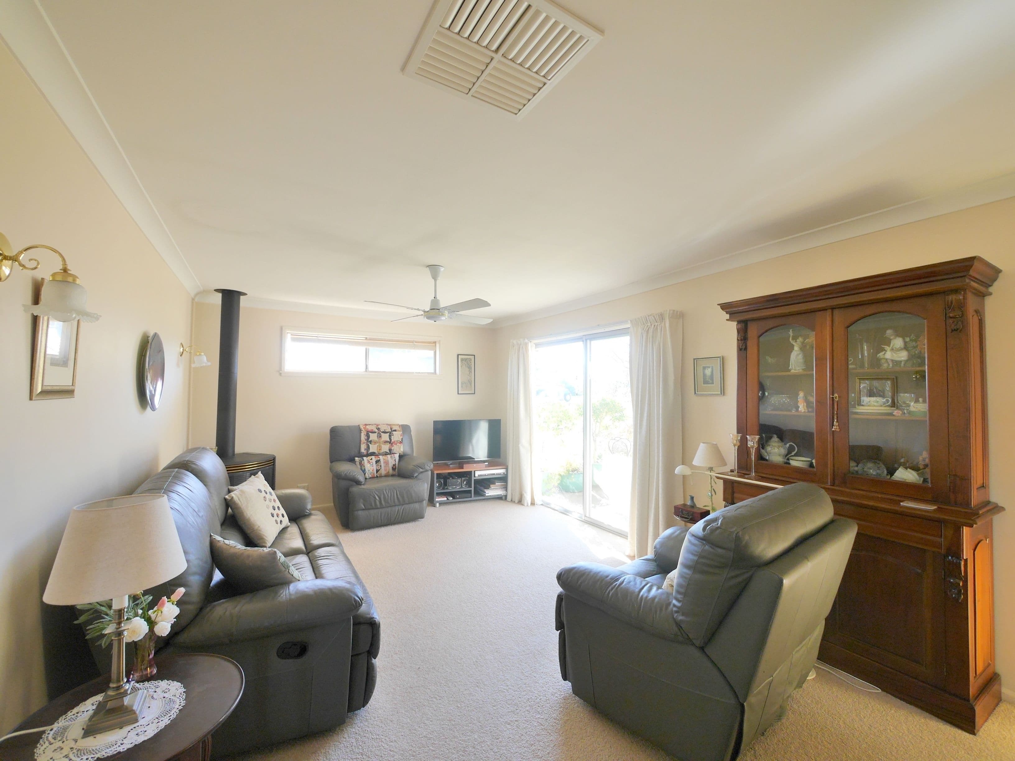 8 Berowra Street, Cowra - Thumbnail 4
