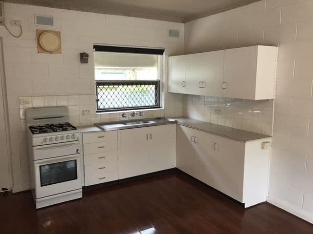 2/12 Albert Street, Semaphore SA 5019, Semaphore - Image 1