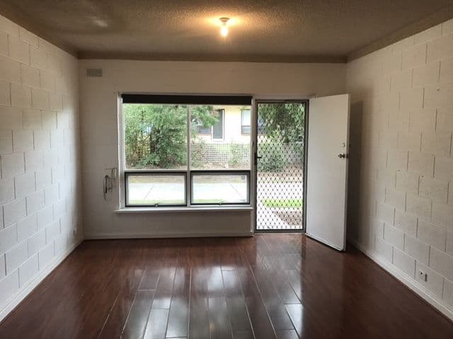 2/12 Albert Street, Semaphore SA 5019, Semaphore - Thumbnail 2