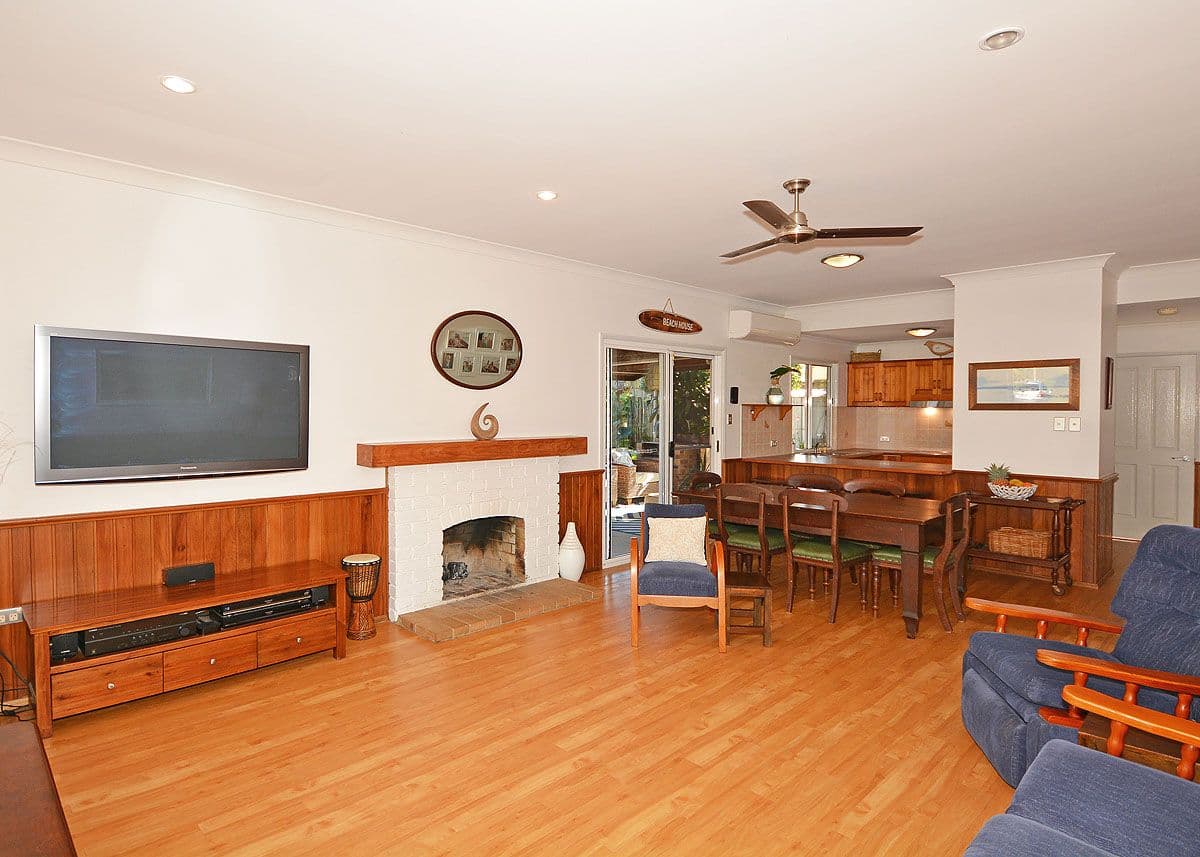 68A Urangan Street, Torquay QLD 4655, Torquay - Thumbnail 4