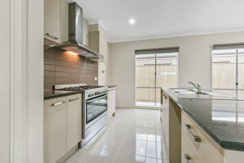 36 Samsara Avenue, Truganina VIC 3029, Truganina - Thumbnail 5