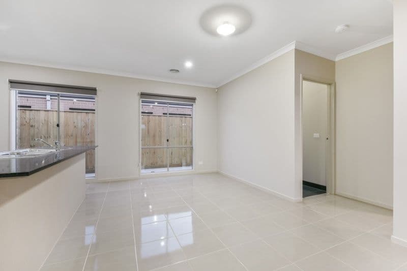 36 Samsara Avenue, Truganina VIC 3029, Truganina - Thumbnail 4