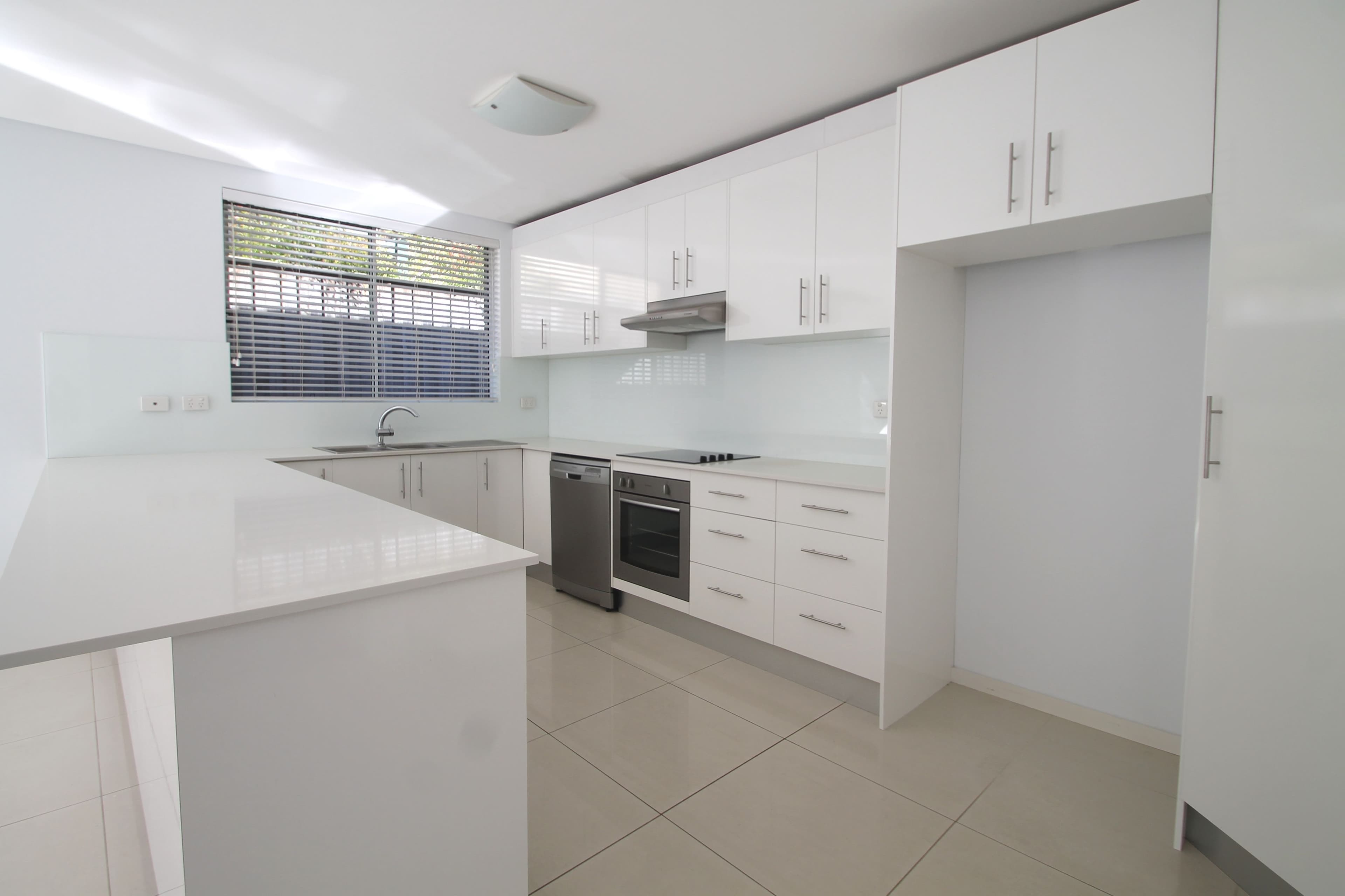 19b Teemer Street, Tennyson Point NSW 2111, Tennyson Point - Thumbnail 2