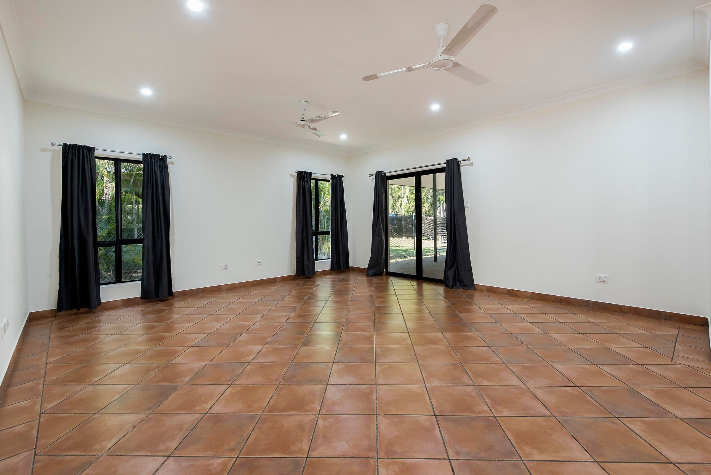 105 Woodlake Boulevard, Durack NT 0830, Durack - Thumbnail 3