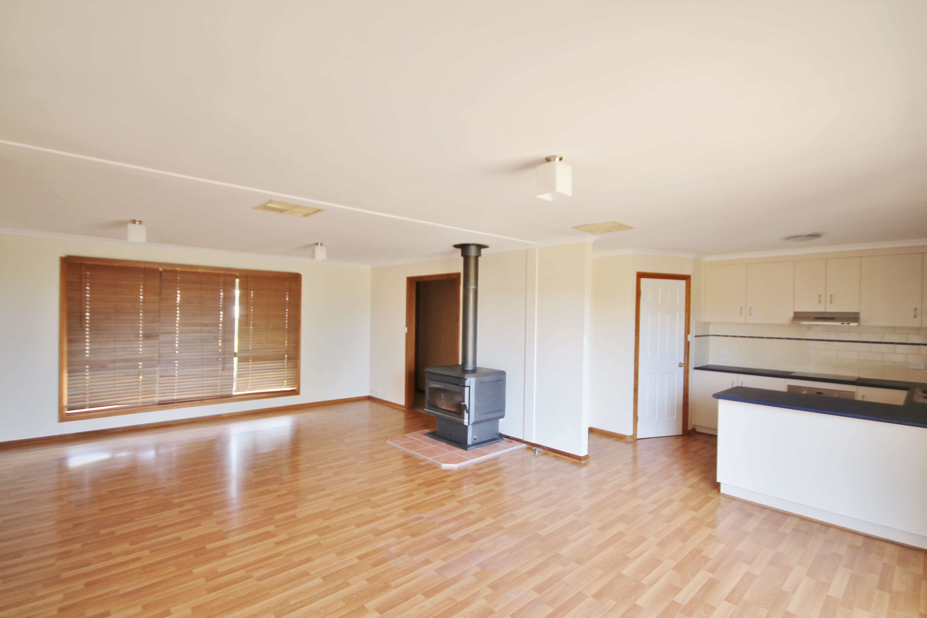 171 Back Creek Road, Young - Thumbnail 3