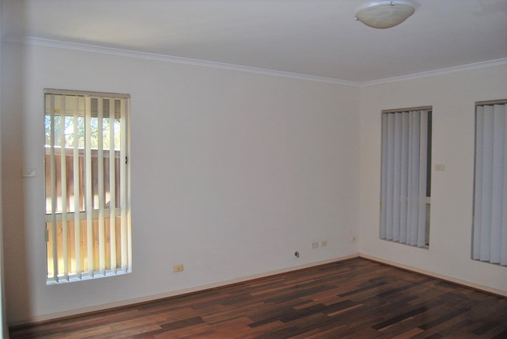 27 Elizabeth Street, Kingsgrove NSW 2208, Kingsgrove - Thumbnail 2