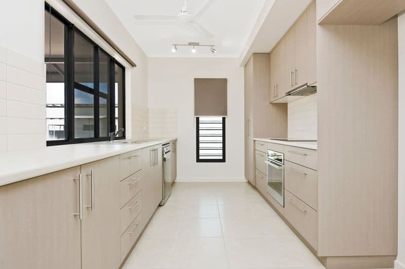24 Bell Crescent, Bellamack NT 0832, Bellamack - Thumbnail 3