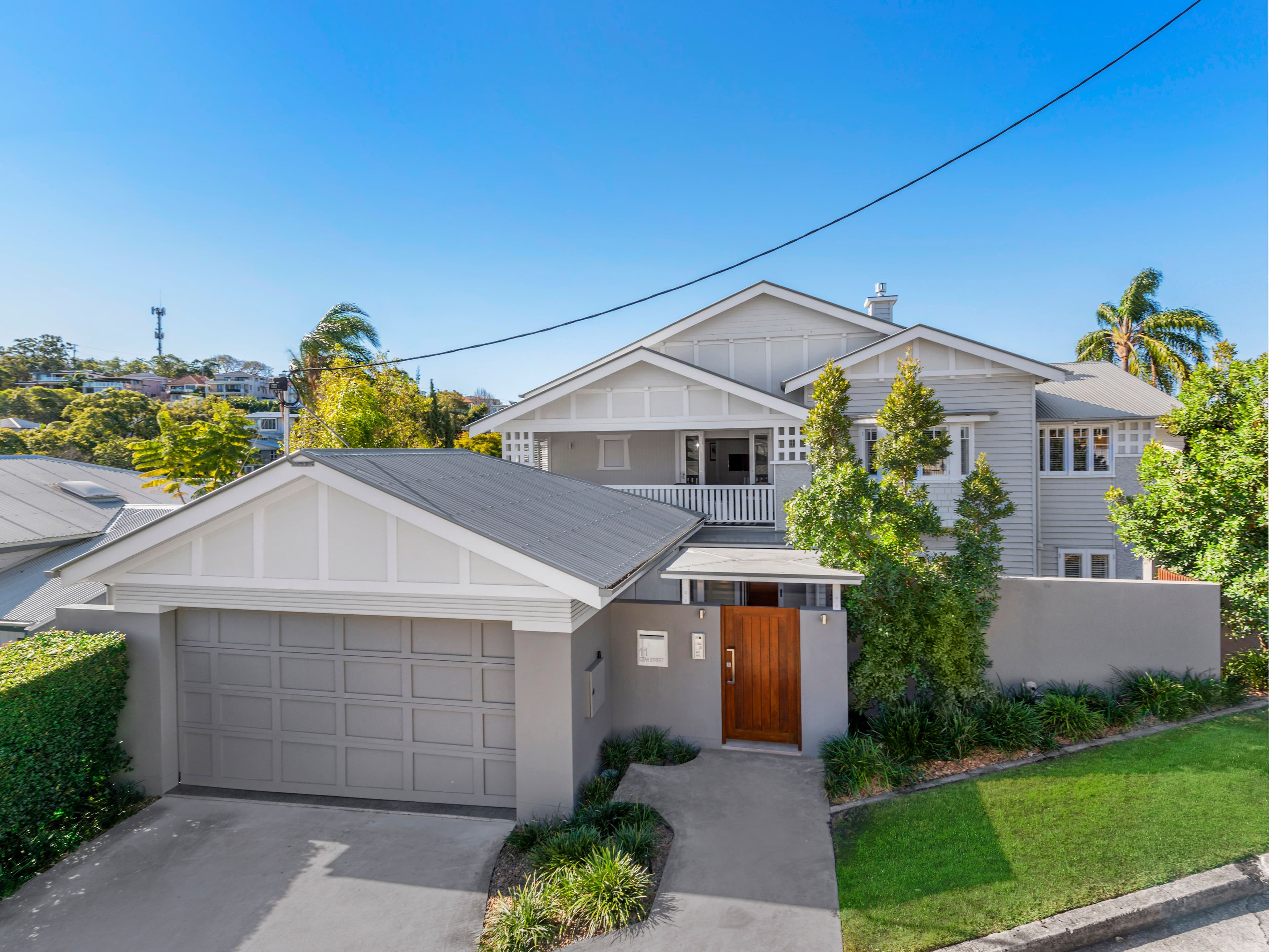 11 Czar Street, Hamilton QLD 4007, Hamilton - Image 1