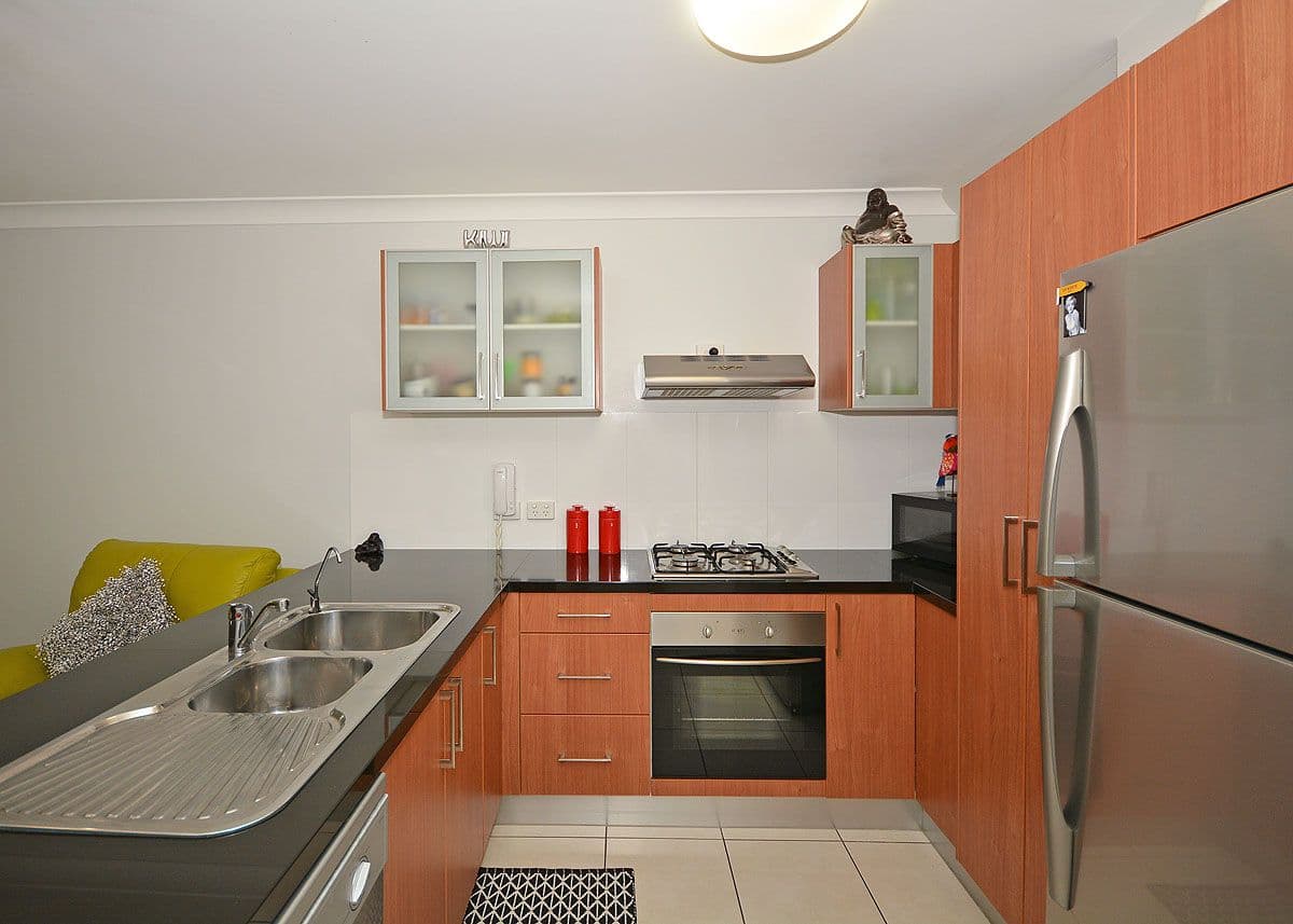 654 Esplanade, Urangan QLD 4655, Urangan - Thumbnail 3