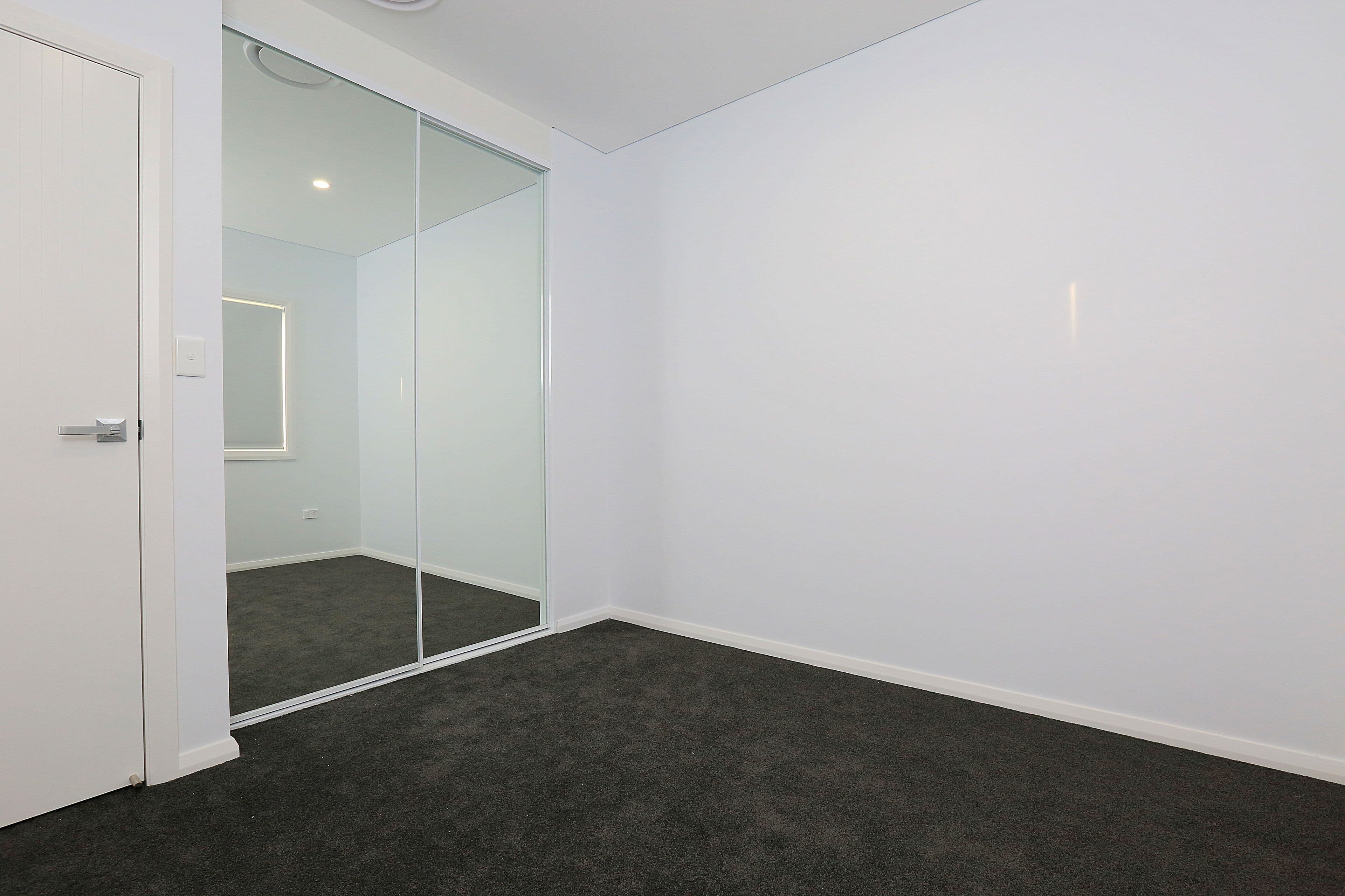 46 Maiden Street, Greenacre - Thumbnail 4