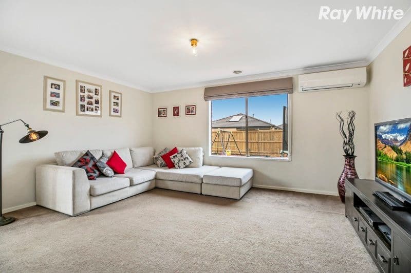 110 Sandalwood Drive, Pakenham VIC 3810, Pakenham - Thumbnail 5