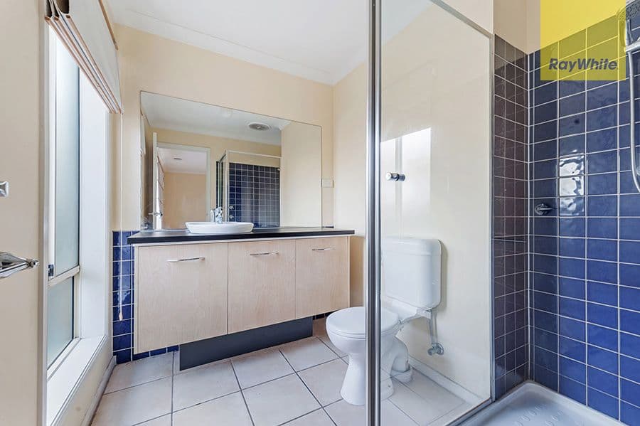 8 Coburn Way, Caroline Springs VIC 3023, Caroline Springs - Thumbnail 8