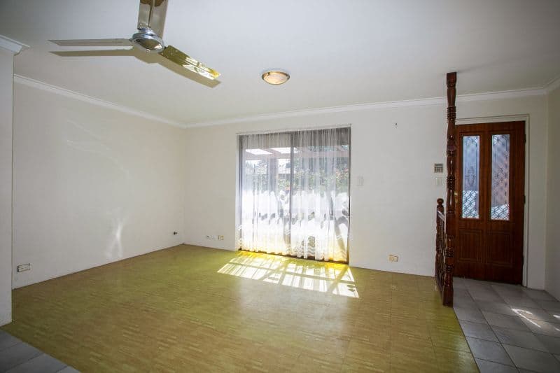 5 Carstairs Court, Beechboro WA 6063, Beechboro - Thumbnail 2