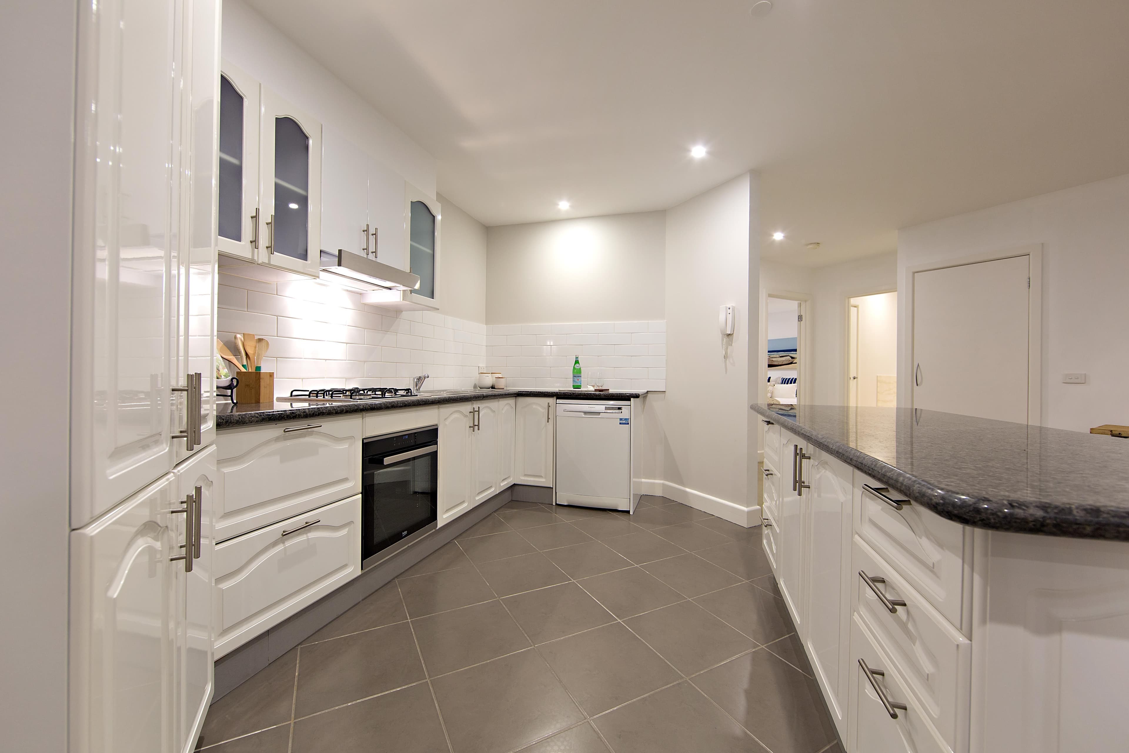 32 Pine Hill Drive, Frankston VIC 3199, Frankston - Thumbnail 2