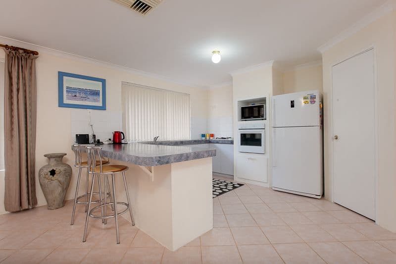 24 Trafalgar Gardens, Port Kennedy WA 6172, Port Kennedy - Thumbnail 4