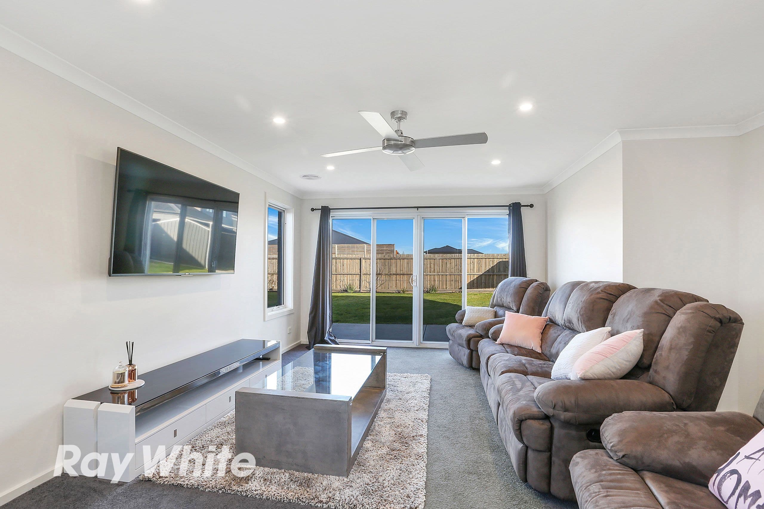 7 Meltham Avenue, Highton VIC 3216, Highton - Thumbnail 6