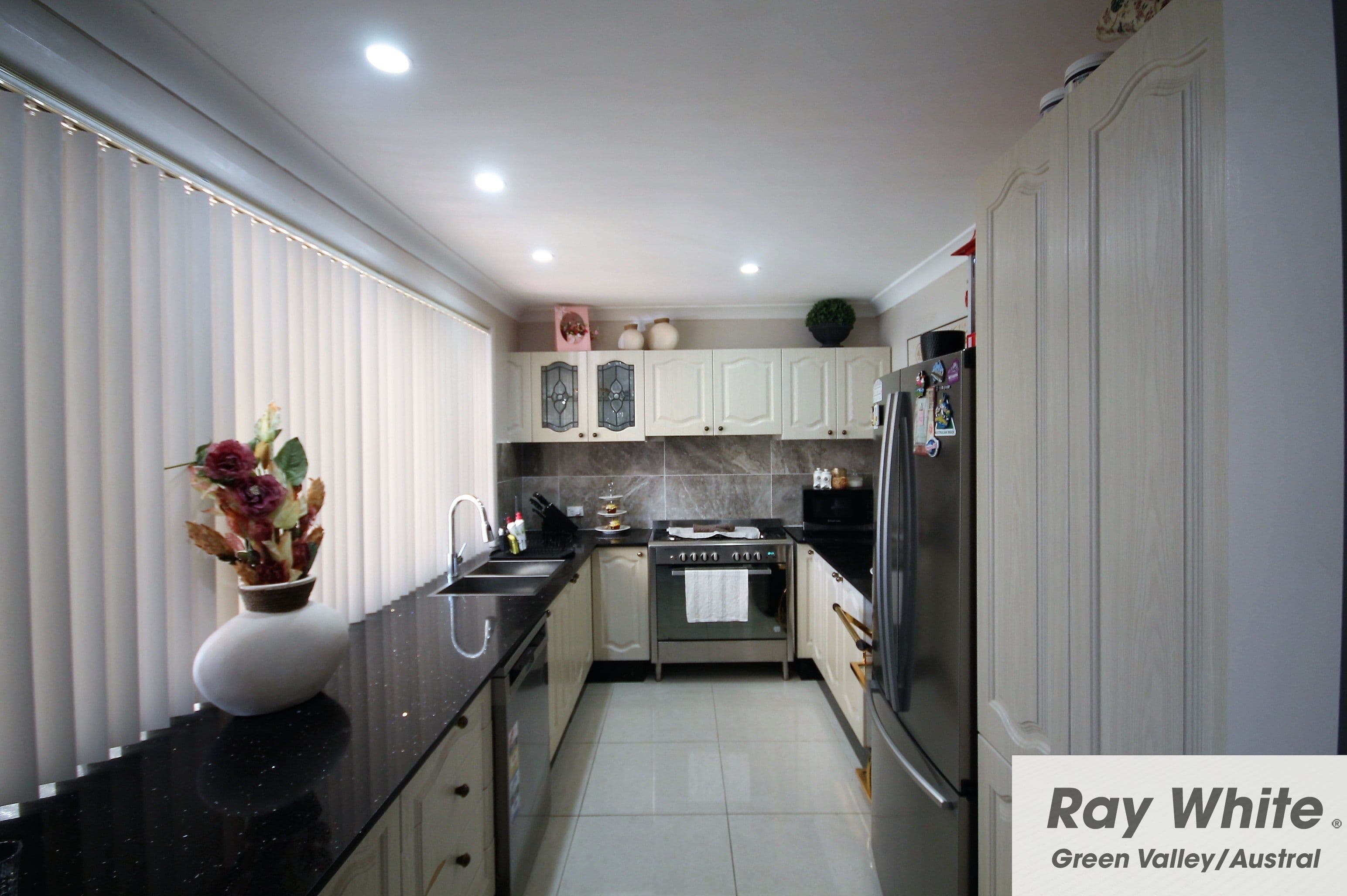 17 Kaluga Street, Busby - Thumbnail 2