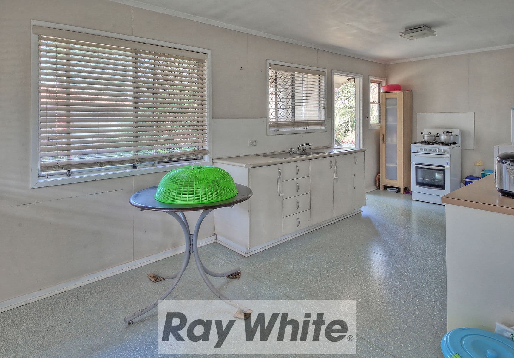 32 Redford Street, Kingston QLD 4114, Kingston - Thumbnail 5