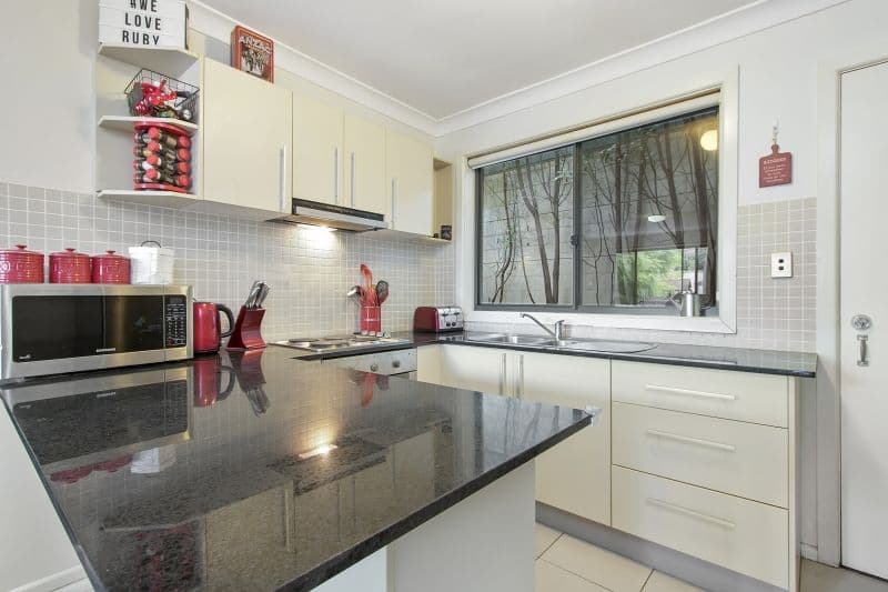30 Bowman Street, Richmond - Thumbnail 2