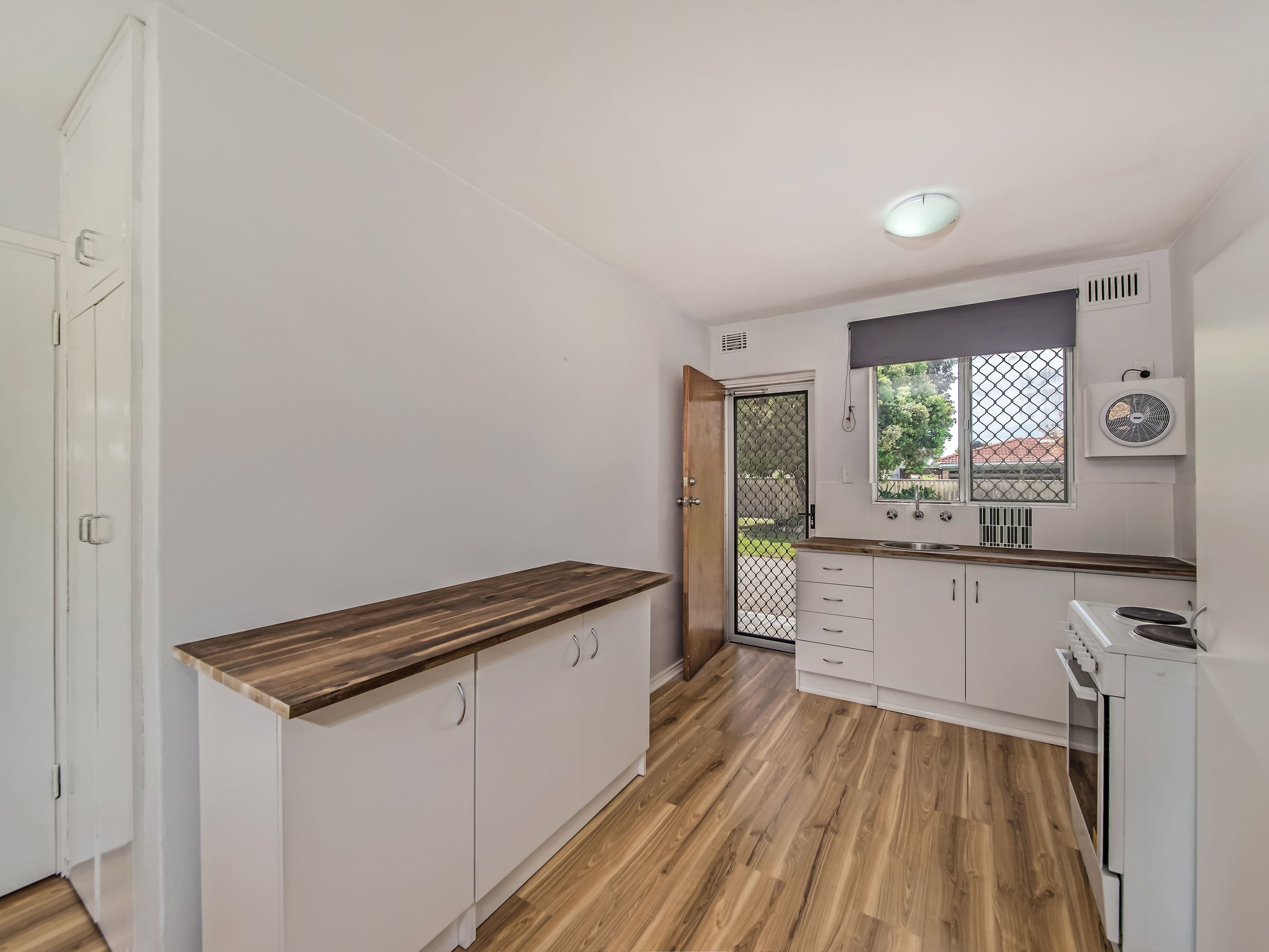 1/252 Spencer Road, Thornlie WA 6108, Thornlie - Image 1