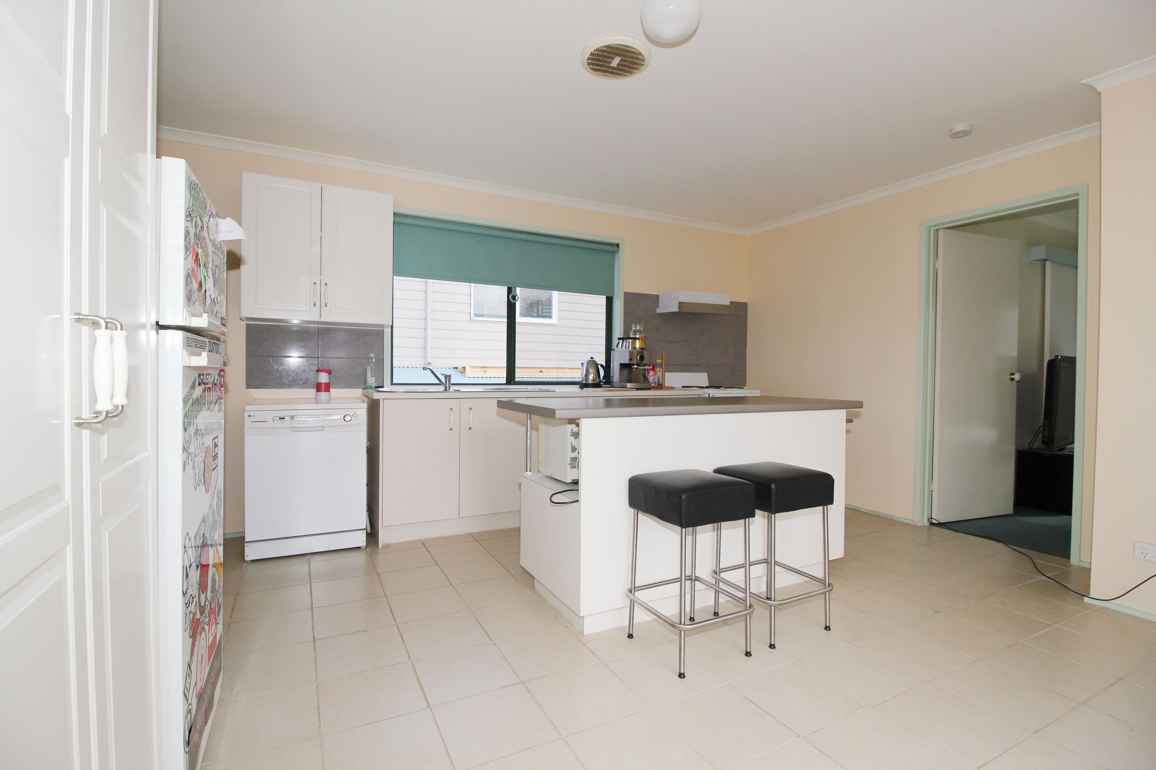 20 Seaspray Avenue, Cape Woolamai VIC 3925, Cape Woolamai - Thumbnail 2