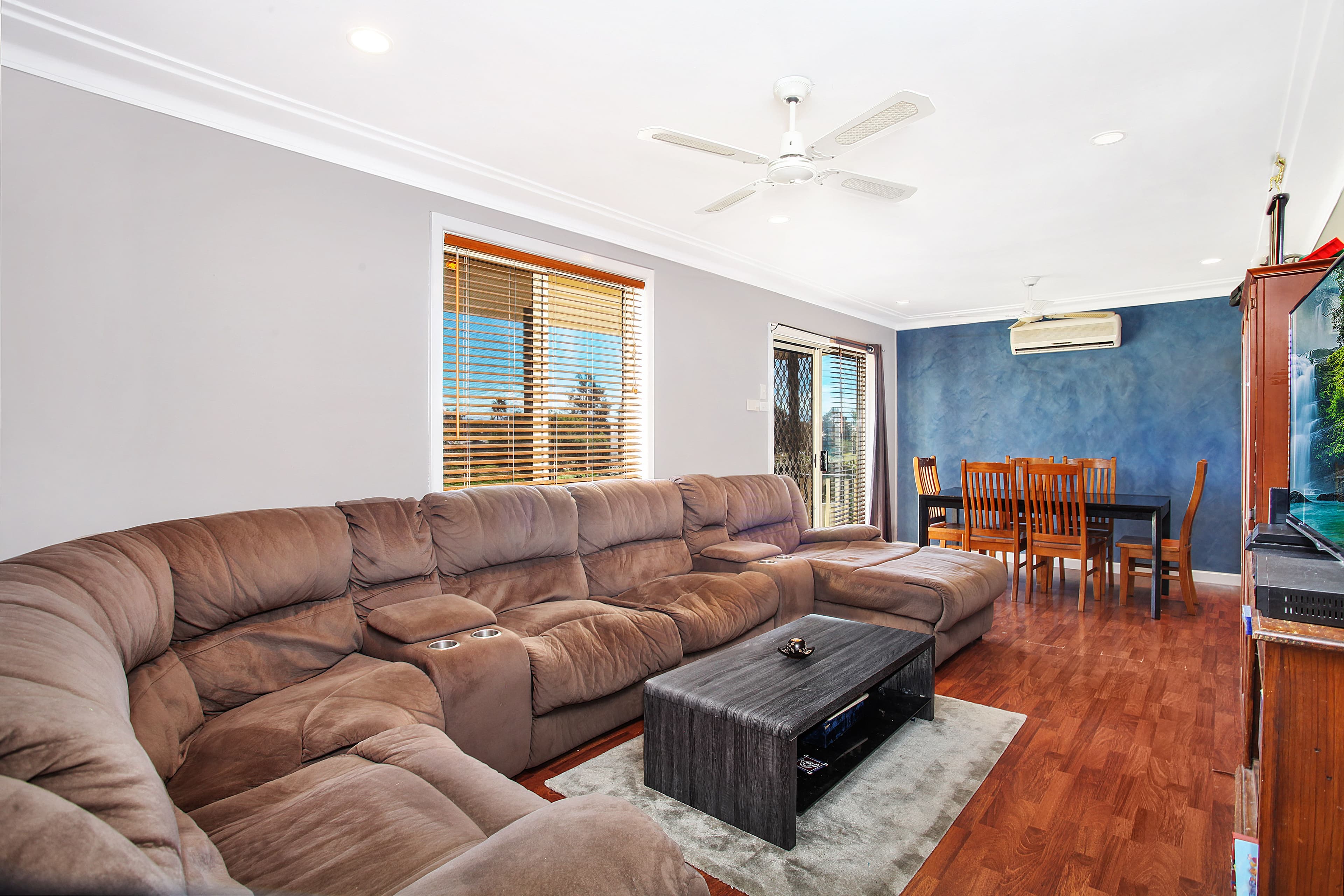 11 Chapman Avenue, Mount Warrigal - Thumbnail 3