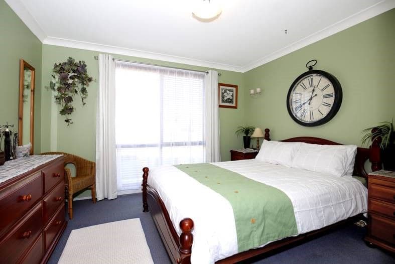 8 St James Crescent, Worrigee - Thumbnail 4