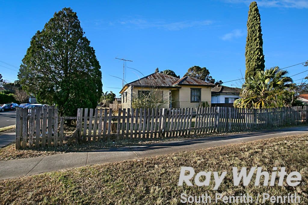 51 Jamison Road, Kingswood - Image 1