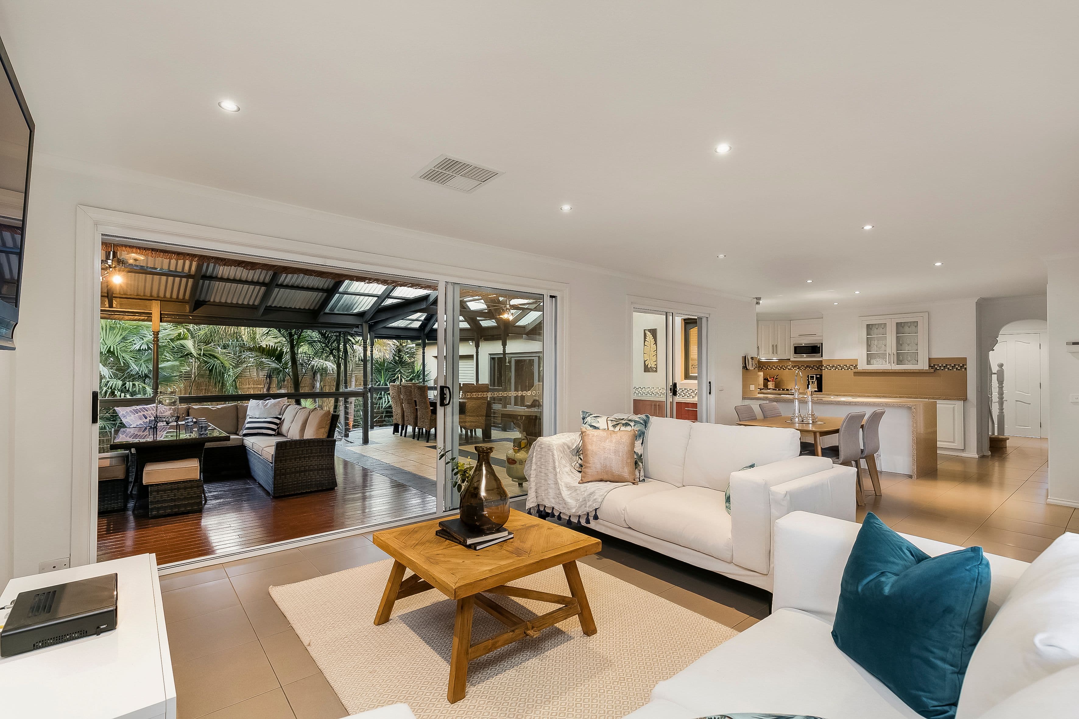 12 McLean Court, Wantirna South VIC 3152, Wantirna South - Thumbnail 3