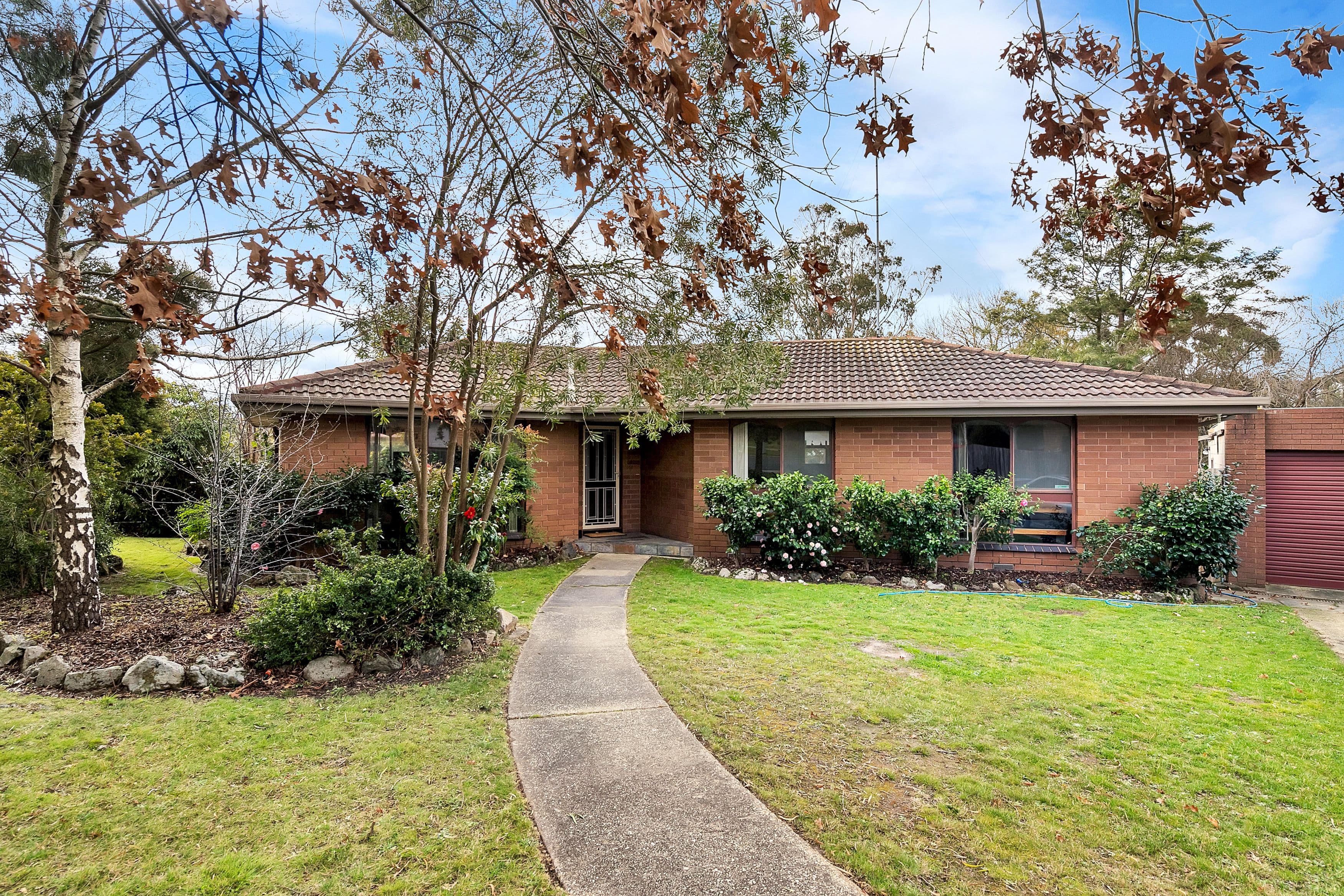 11 Hermitage Avenue, Mount Clear  Victoria  3350, Australia, Mount Clear - Image 1