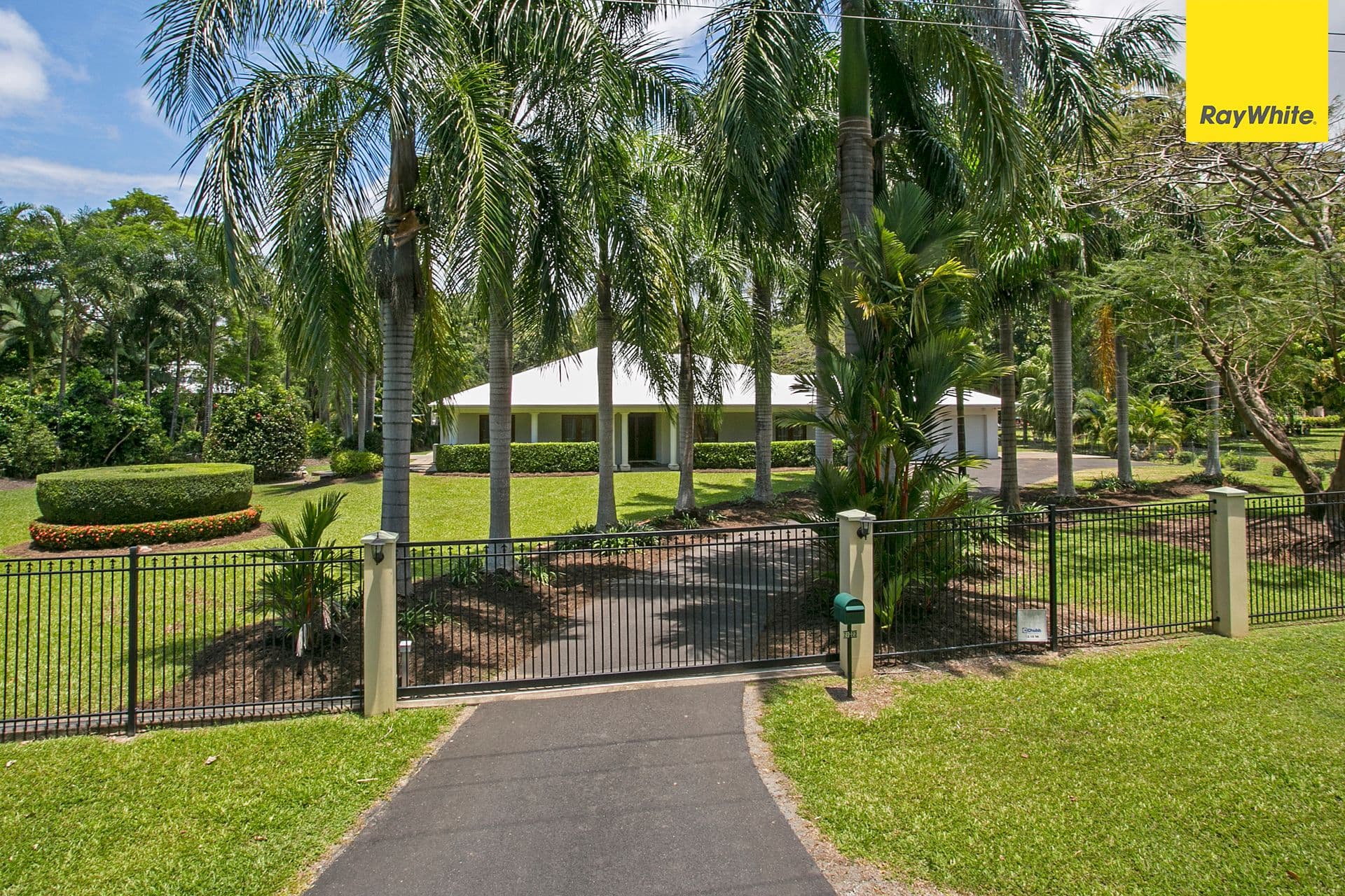 21-23 Evergreen Street, Clifton Beach QLD 4879, Clifton Beach - Image 1