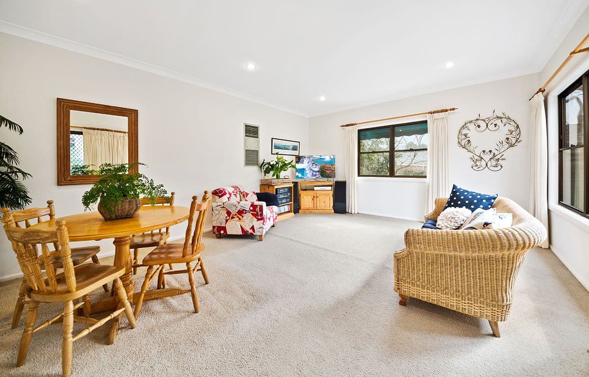 9 Nioka Place, Caringbah - Thumbnail 2