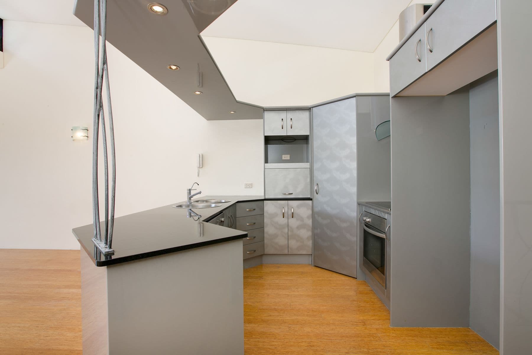 22 Oyster Court, Trinity Beach QLD 4879, Trinity Beach - Thumbnail 2