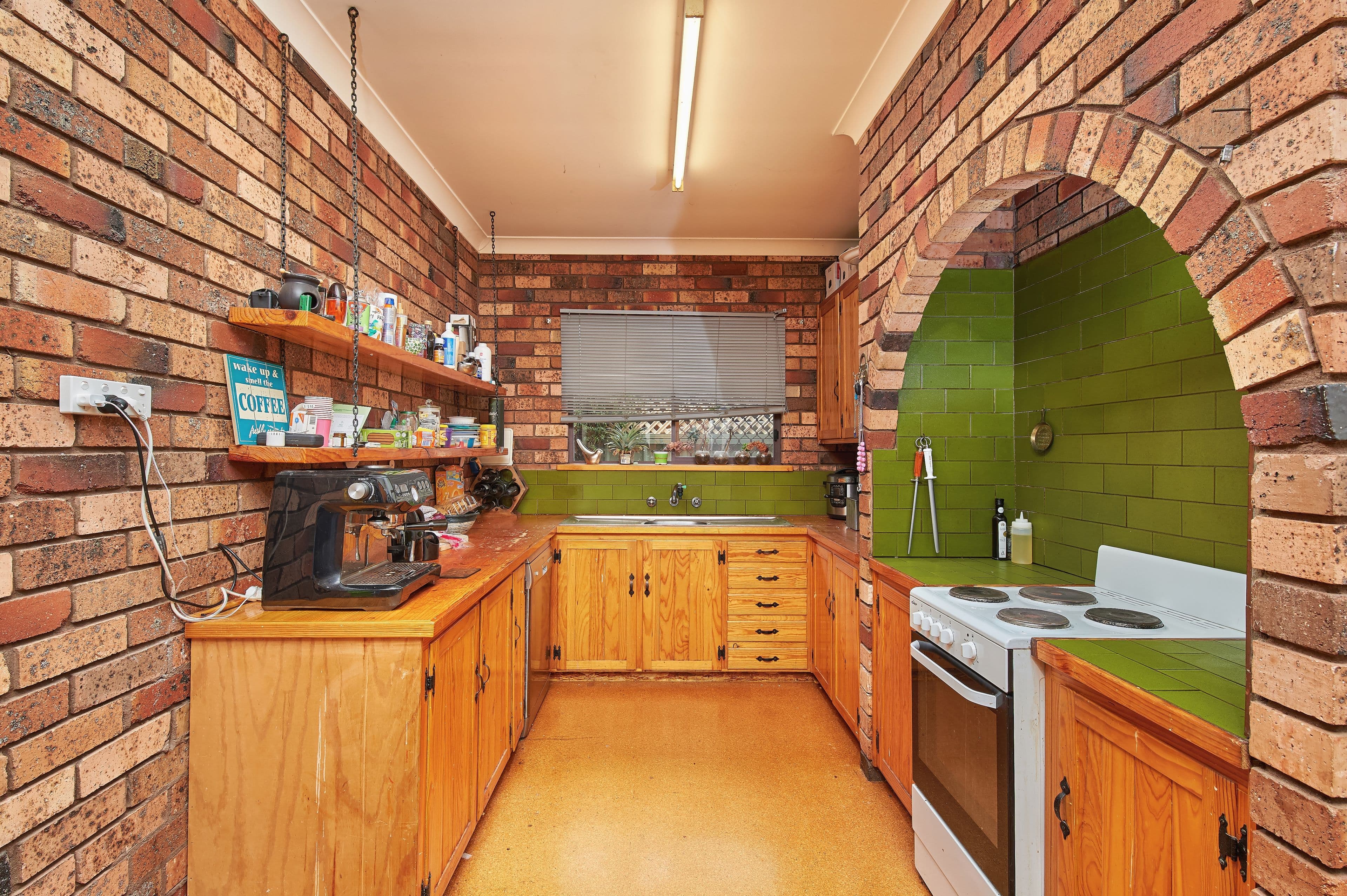8 Avon Avenue, Lake Albert - Thumbnail 3