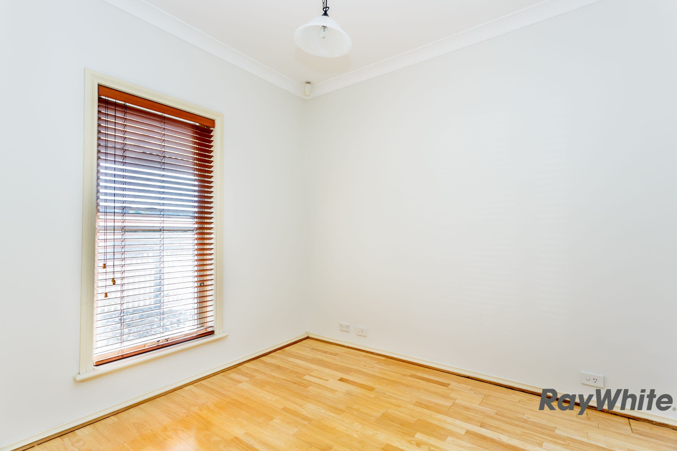 5 Alpine Gardens, Caroline Springs VIC 3023, Caroline Springs - Thumbnail 5