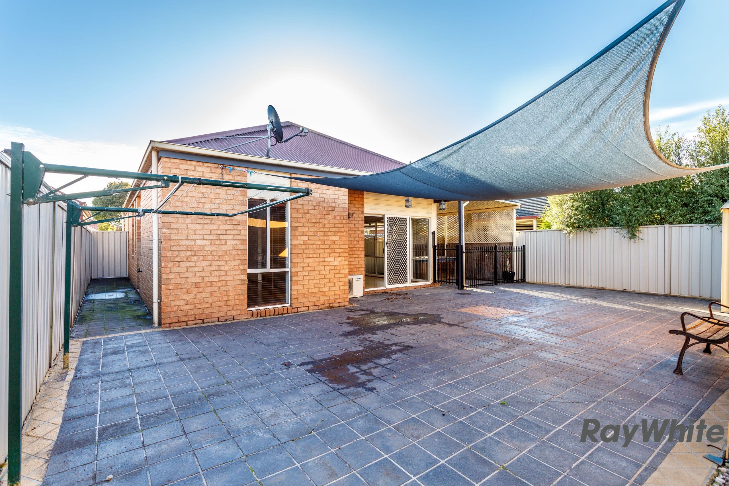 5 Alpine Gardens, Caroline Springs VIC 3023, Caroline Springs - Thumbnail 8